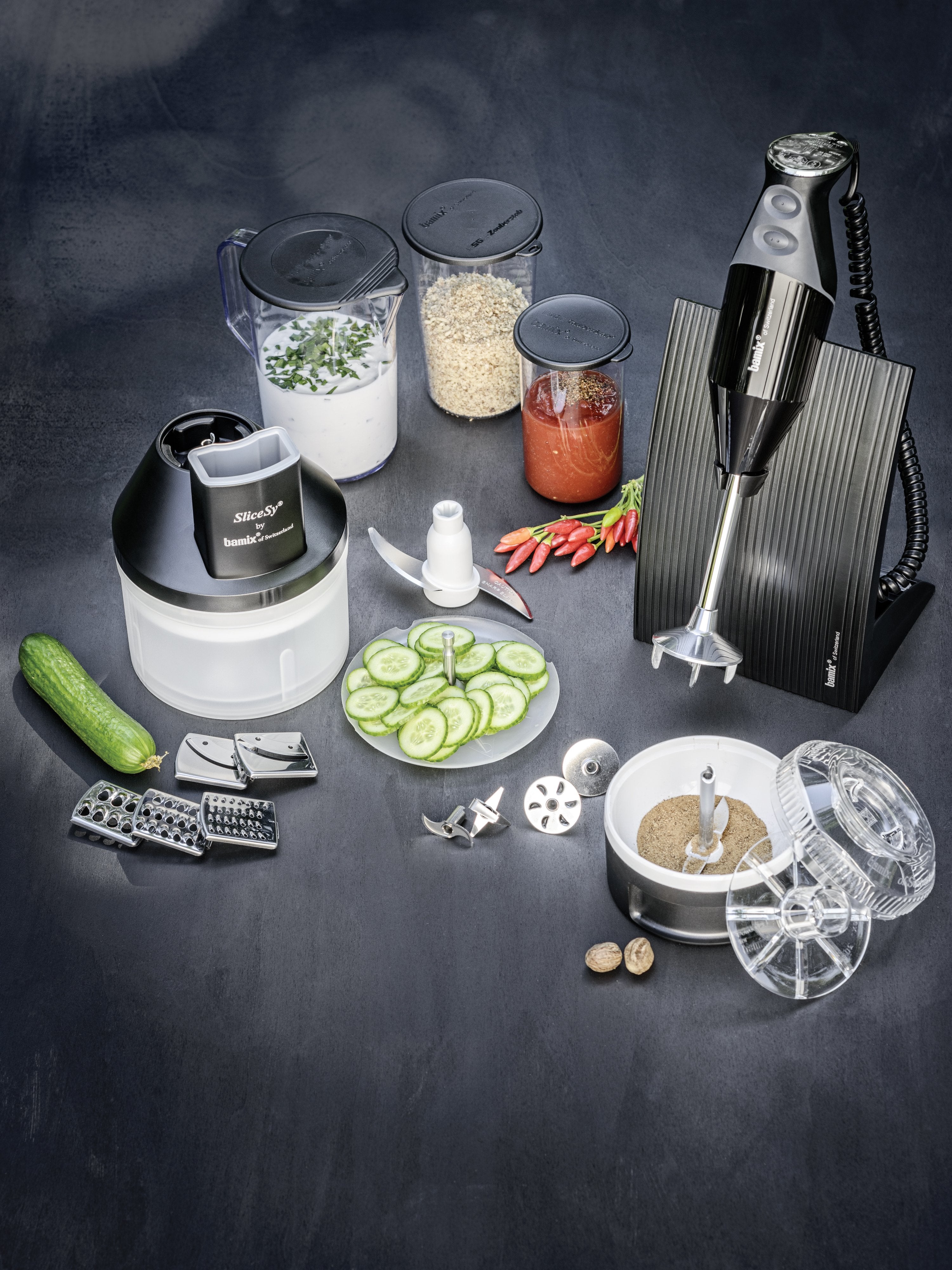 Apribottiglie multiuso, 2 pezzi multi bottiglia e apriscatole, include 5 in 1 e 6 in 1, coperchio svitabile, strumento da cucina adatto per anziani o mani artritiche (nero + rosso Apribottiglie multiuso, 2 pezzi multi bottiglia e apriscatole, include 5 in 1 e 6 in 1, coperchio svitabile, strumento da cucina adatto per anziani o mani artritiche (nero + rosso