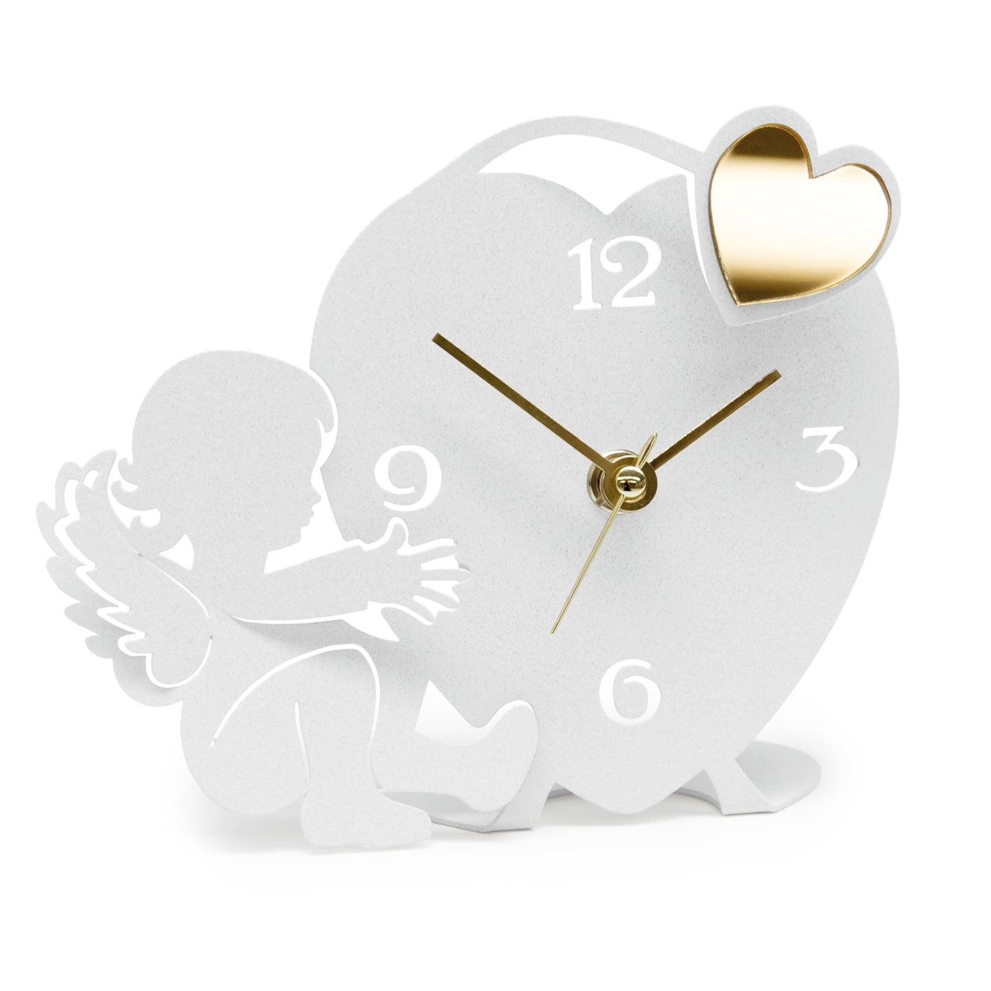 Divertente orologio da tavolo con decorazione in polimetilmetacrilato specchiato, perfetto sia come complemento d’arredo o come bomboniera. Dimensione: 16 x 14 H. Una linea di bomboniere moderne realizzate in ferro tagliato a laser e disponibili in tanti colori.. In negozio e online su tuttochic.it