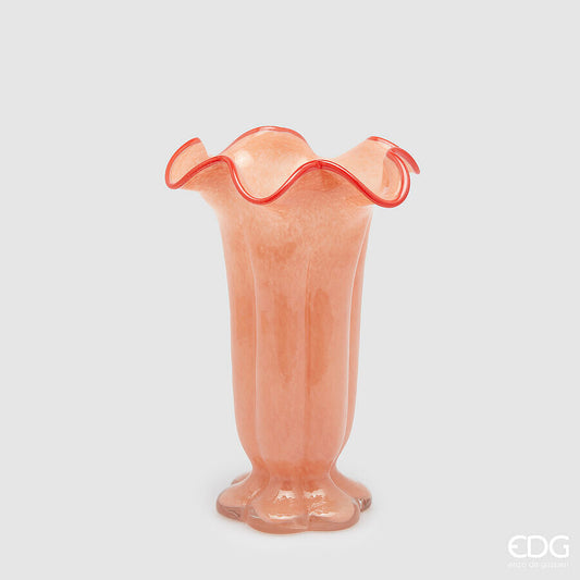 Il vaso portafiori Campanula in vetro h 30 è un vero e proprio gioiello d'arte per la tua casa. Disponibile in 4 colori. Dimensioni: cm Ø 19 x h 30. In negozio e online su tuttochic.it