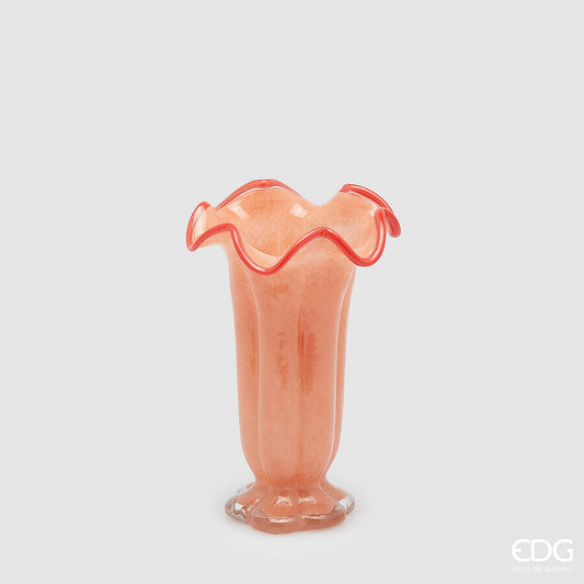 Il vaso portafiori Campanula in vetro h 25 è un vero e proprio gioiello d'arte per la tua casa. Disponibile in 4 colori. Dimensioni: cm Ø 16 x h 25. In negozio e online su tuttochic.it