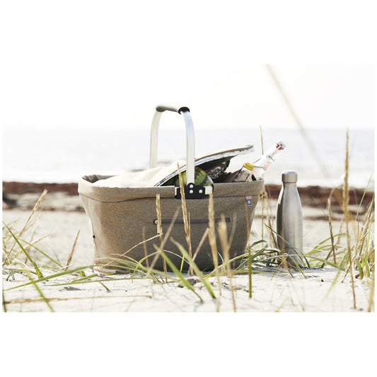 Cesta spesa termica City pieghevole, occupa poco spazio e si ripone facilmente. Dimensioni: cm 46 x 29 x 28 Capacità 25 litri. In negozio e online su tuttochic.it