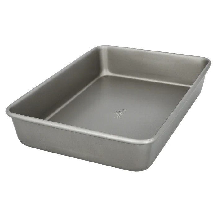 Teglia rettangolare Baker's Best è perfetta per preparare deliziose lasagne, sformati o pollo alla griglia. Disponibile in varie dimensioni. In negozio e online su tuttochic.it