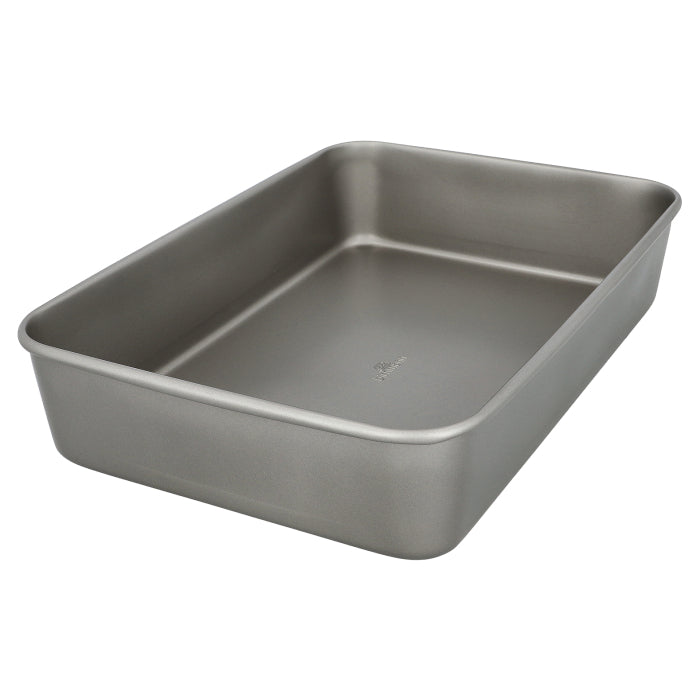 Teglia rettangolare Baker's Best è perfetta per preparare deliziose lasagne, sformati o pollo alla griglia. Disponibile in varie dimensioni. In negozio e online su tuttochic.it