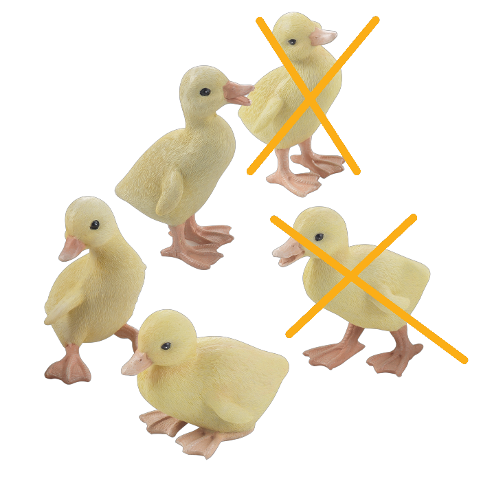 Paperino in resina decorata. Dimensioni: cm 6 x 7,5 x 10,5 (circa). In negozio e online su tuttochic.it