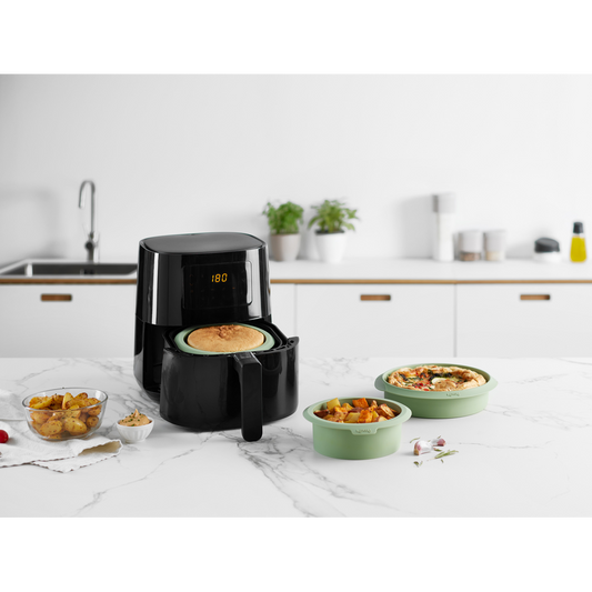 Stampo in silicone 100% platinico - flessibile e antiaderente per friggitrici ad aria. dimensioni totali: 18,5 x 6,5. Lavabile in lavastoviglie. In negozio e online su tuttochic.it