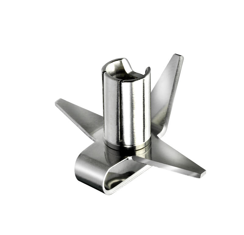 Accessorio lama universale di bamix®. Tritura, taglia e mescola tutto anche cibi congelati ed i cubetti di ghiaccio. Si utilizza direttamente nelle pentole sui fornelli. Per: minestre, creme, pesto, marmellate, gelato, frullati, frappè, pasta per pizza, impasti dolci. In negozio e online su tuttochic.it