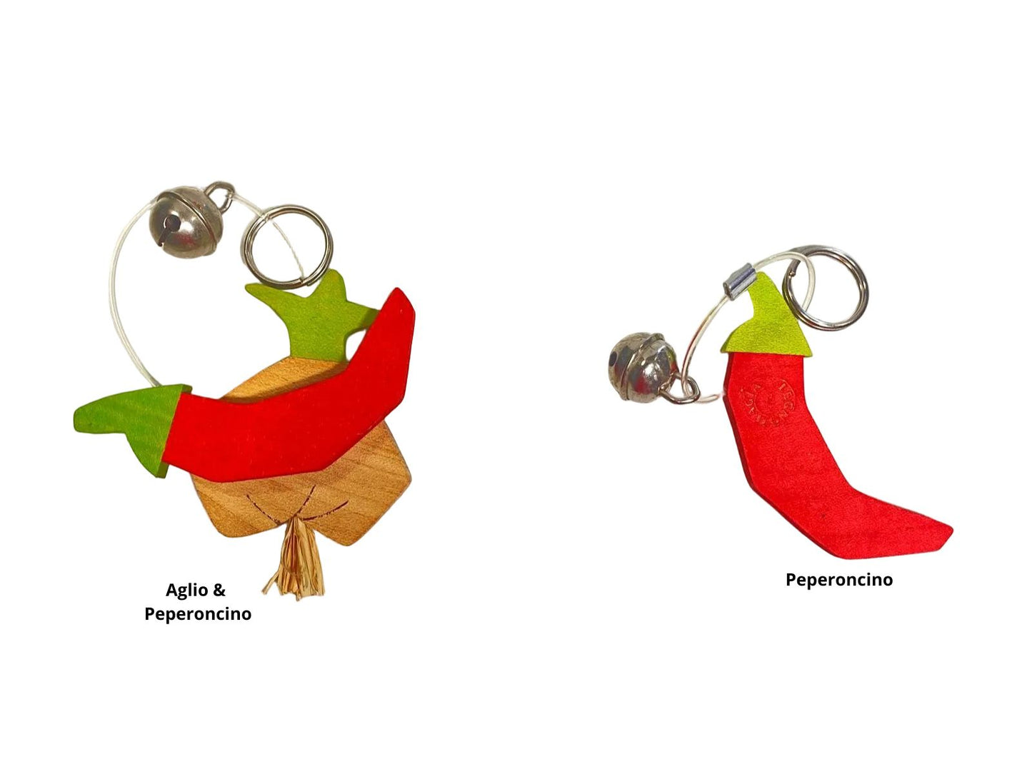Portachiavi portafortuna magnetico con aglio e peperoncino in legno d'acero staccabili tramite calamita con sonaglio di Legnomagia.