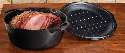 Casseruola Forno olandese con coperchio in ghisa pretrattata• Capacità: 4 Lt• Dimensione: 27,9 x 27,7 Ø x 13,7 cm• 5,80 kg In negozio e online su tuttochic.it