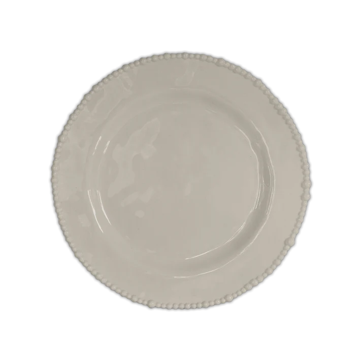Set 6 piatti frutta in melamina di colore tortora dell'innovativa collezione Joke. Tonalità pastello e caratteristico bordo rivestito di micro sfere ornamentali fanno della linea in melamina un ottimo alleato per la tavola. Lavabile in Lavastoviglie. No microonde Dimensioni Ø 23 cm. In negozio e online su tuttochic.it