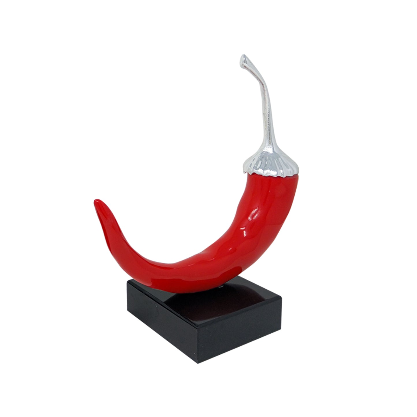 Peperoncino è una scultura moderna artigianale realizzata in resina di qualità, tutta Made in Italy. Questa fantastica opera d'arte rappresenta uno dei più classici portafortuna della tradizione italiana in una veste nuova e moderna. Dimensioni: cm 26 x 11 x 28 h - Peso: gr. 984. In negozio e online su tuttochic.it