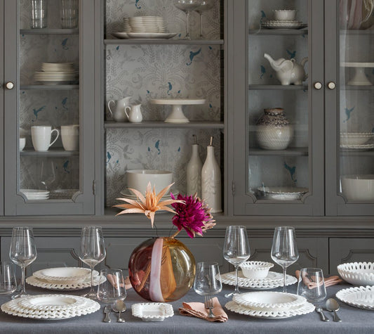 Vassoietto rettangolare Giulietta, realizzato in porcellana bianca. Dimensioni: cm 31 x 22. Lavabile in lavastoviglie. In negozio e online su tuttochic.it