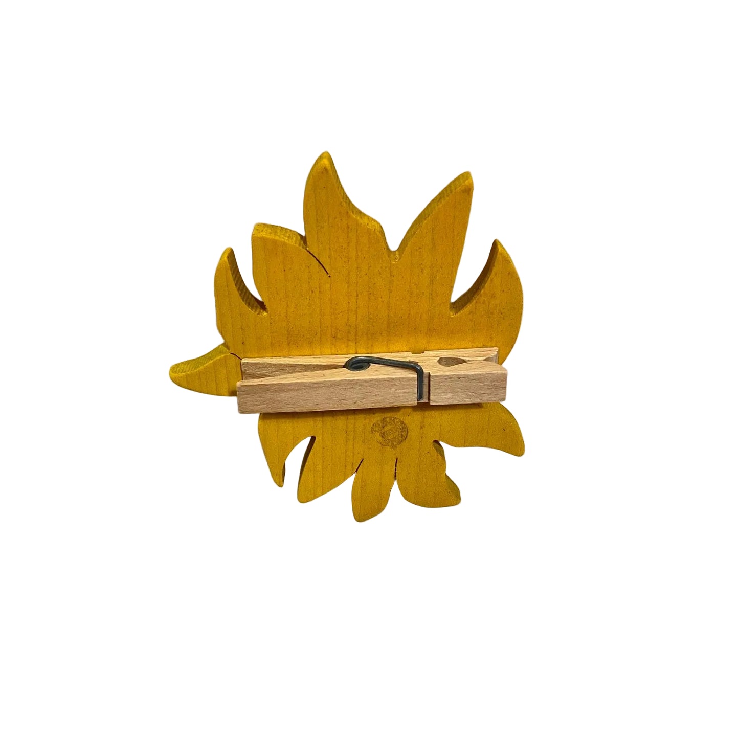 Clip molletta chiudipacco in legno d'acero massello con decoro frontale a forma di girasole, retro con molla, modello Girasole di Legnomagia.