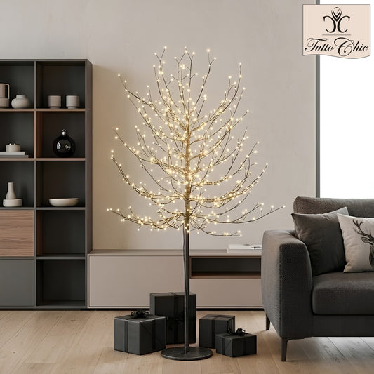Albero tronco lungo in metallo di colore nero con 900 led da 2.2 mm, alto cm 180, diametro cm 75. Uso interno ed esterno (non direttamente alle intemperie) Input/alimentazione: 220 V - AC. 50-60Hz -24 VDC Output/potenza 24V 9WGrado protezione IP44 Lunghezza cavo 5 metri Smontabile. In negozio e online su tuttochic.it