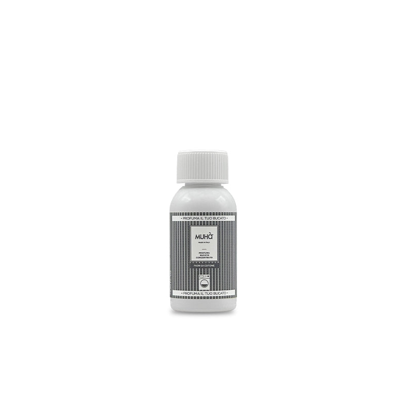 Prodotto profuma bucato concentrato che dona ai tuoi capi un profumo persistente e duraturo nel tempo. Non contiene parabeni. FIORI DI COTONE Fragranza delicata e soave con note di bergamotto unite ad un cuore fiorito di mughetto, vaniglia, ylang ylang e rosa. In negozio e online su tuttochic.it