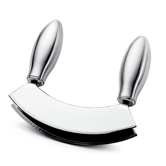 Mezzaluna a doppia lama realizzata in acciaio 18/10 garanzia di resistenza e durata. Facile e pratica da usare