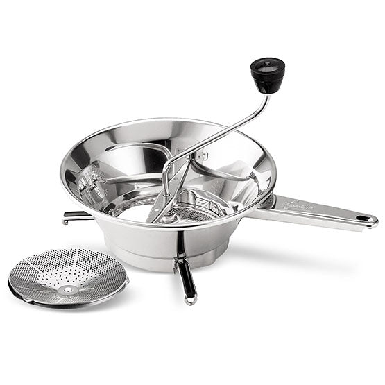 Passaverdura realizzato in acciaio 18/10 garanzia di resistenza e durata. Pratico e funzionale.