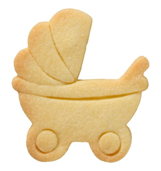 Tagliabiscotti Carrozzina, con goffratura interna, in acciaio inox 7,5 cm, lavabile in lavastoviglie. Armati per ogni occasione. Che sia una nascita, un battesimo, una cresima o una comunione, con i nostri tagliabiscotti hai un regalo adatto ad ogni occasione. In negozio e online su tuttochic.it