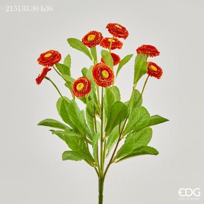 Cespuglio artificiale di fiori Pratolina di colore arancio. Dimensioni: altezza cm. 36. Ideali per decorare. In negozio e online su tuttochic.it
