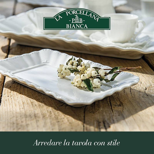 Vassoio rettangolare da portata in porcellana bianca lavorata cm. 31 x 22. Lavabile in lavastoviglie Utilizzabile in microonde. In negozio e online su tuttochic.it