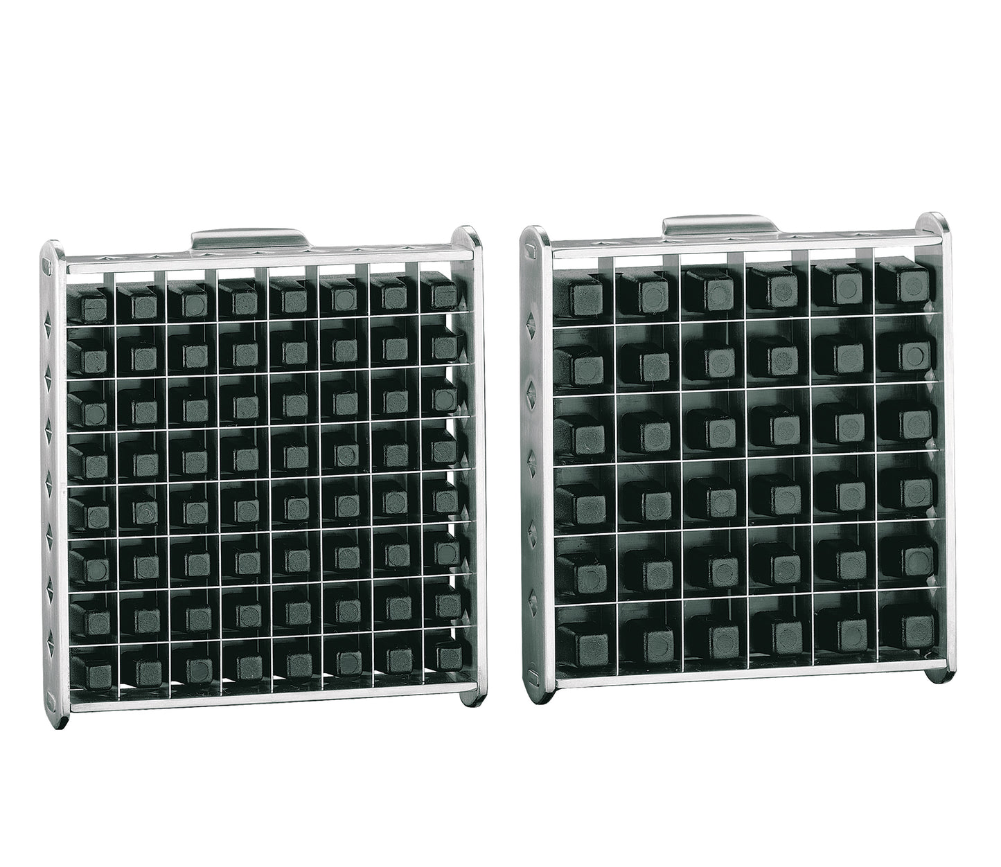 Tagliapatate a bastoncino in acciaio inossidabile resistente alla ruggine è robusto e sta saldamente su piedini antiscivolo. Taglia in un solo movimento, spingendo il manico in giù 2 misure di taglio: 8 mm e 11 mm. Dimensioni: 26 x 10 x 12 cm. in negozio e online su tuttochic.it