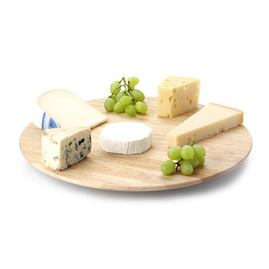  Pratico piatto girevole, realizzato in legno di albero di gomma, dal design elegante con cuscinetto a sfera in metallo robusto. Ideale come piatto di formaggi, piatto da torta, ecc. Dimensioni: diametro cm 40 x 3,5h. In negozio e online su tuttochic.it
