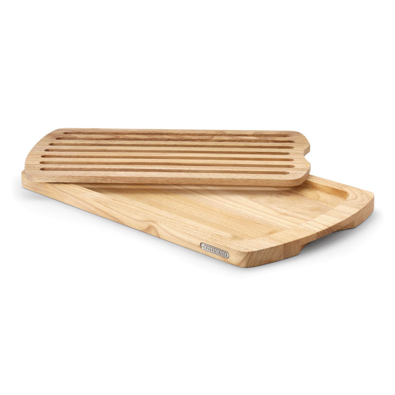 Ampio tagliere dalla forma classica con piedini antiscivolo. Igienico e di facile da pulire, grazie all'inserto rimovibile. Pulirlo solo con un panno umido. Non metterlo a bagno. Non adatto per lavastoviglie. Dimensioni: cm 42 x 27,5 x 2. In negozio e online su tuttochic.it