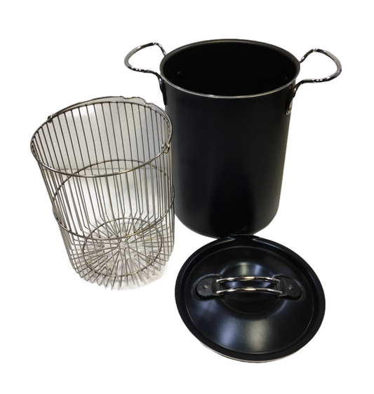 Asparagiera in alluminio con rivestimento interno antiaderente Teflon, manici in metallo cromato. Alta stretta l'asparagiera TVS permette di cuocere queste verdure senza doverle legare in mazzetti, come accade con una pentola tradizionale.