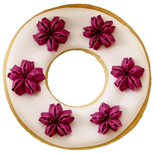 Bocchetta N. 105 di design per sac a poche realizzato in un unico pezzo in acciaio inox, ideale per creare decorazioni artistiche su cupcake, crostate e pasticcini. Dimensioni: 3,0 x 3,0 x 4,1 cm, foro di uscita Ø 17 mm. In negozio e online su tuttochic.it