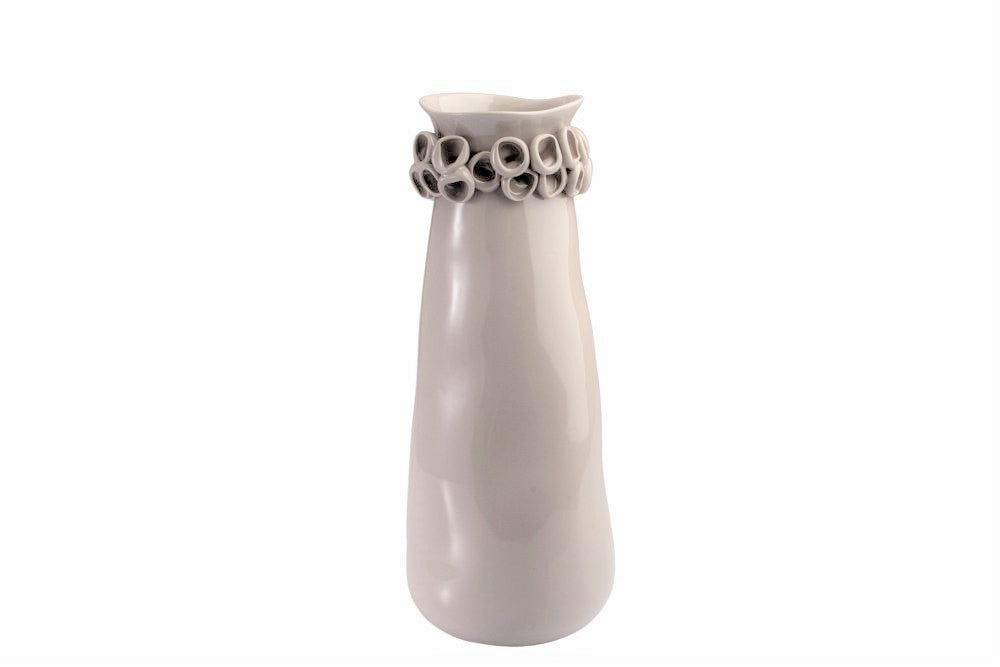 Vaso portafiori in ceramica lavorata di colore sabbia. Dimensioni: cm 16 x 40 h