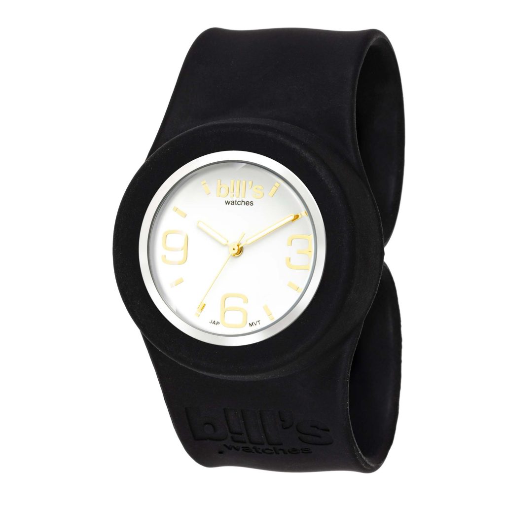 Orologio da polso da 34 mm di diametro, impermeabile e unisex. Questa collezione reinventa l'uso dell'orologio in silicone con chiusura “Slap”. I suoi braccialetti intercambiabili portano a un numero infinito di combinazioni.