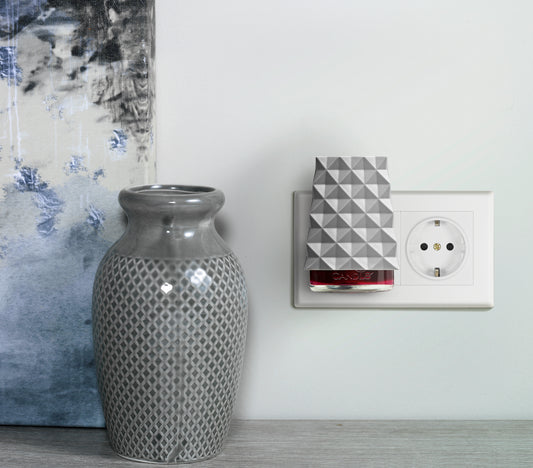 Diffusore di fragranza elettrico di Yankee Candle® è pronto a profumare qualsiasi stanza. Abbinatela alla vostra ricarica per Profumatore elettrico® preferita (venduta separatamente). In negozio e online su tuttochic.it