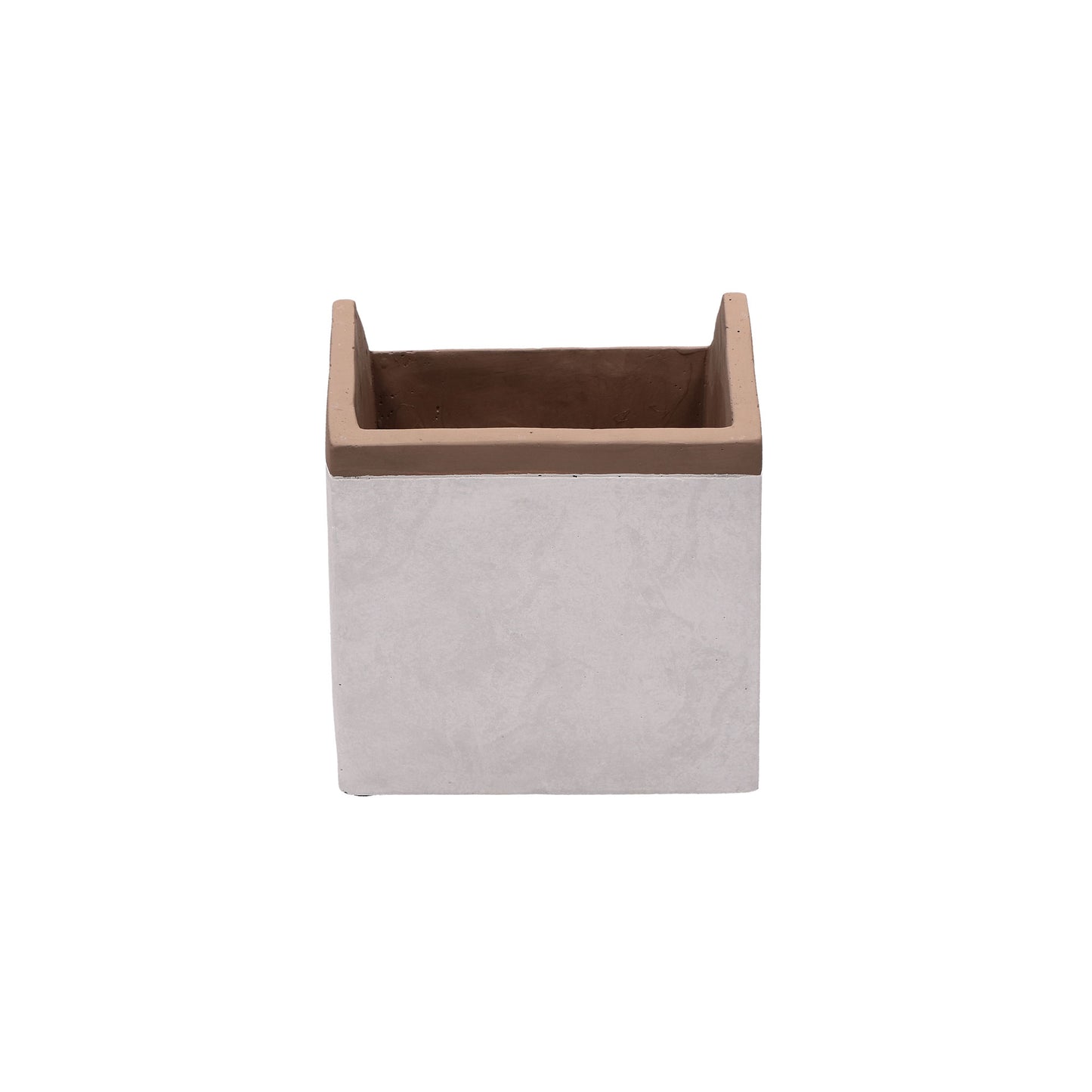 Cachepot a forma di casetta in resina cementizia decorata. Dimensioni: cm 14.5 x 14.5 x 16 h. In negozio e online su tuttochic.it