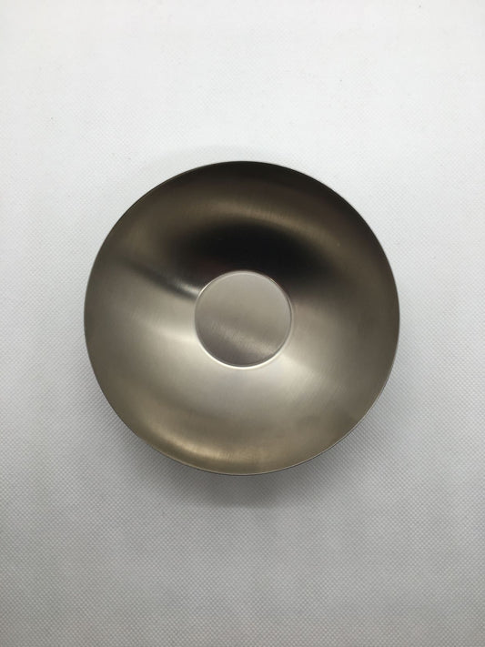 Ciotolina in acciaio inox 18/10 satinato. Dimensioni: diametro cm 12