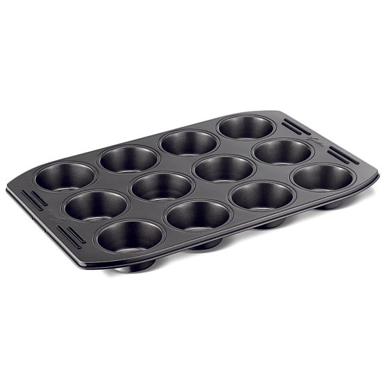 Stampo 12 mini muffins da cm 5 in acciaio con antiaderente. La linea Virtuosa creata su misura per chi vuole cimentarsi nell'arte della pasticceria o stupire con sfiziose ricette salate. In negozio e online su tuttochic.it