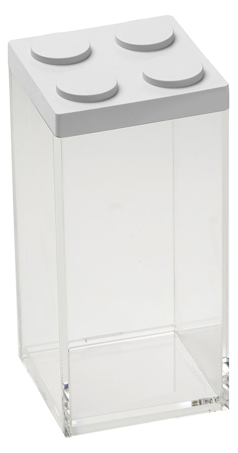 Barattolo contenitore ermetico in acrilico trasparente con coperchio in stile Lego, assemblabili e modulabili. Utilizzabili non solo in cucina, lavabili in lavastoviglie, idonei al contatto alimentare. Dimensione: cm.10 x 10 x h 20,5 Capacità: lt.1,5 Colore: bianco Made in Italy