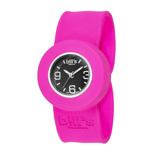 Per grandi e piccini, questo orologio impermeabile con un diametro di 24 mm fa appello ai polsi delle mamme così come a quelli dei loro bambini. I suoi braccialetti intercambiabili portano a un numero infinito di combinazioni. Aggiungi uno o più bracciali da abbinare al tuo orologio