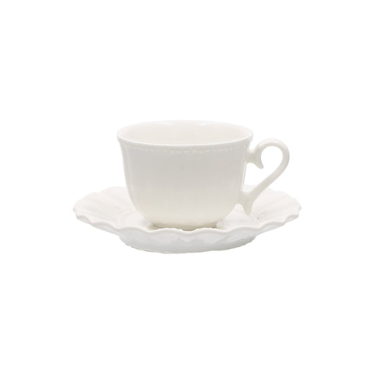 Set di 6 tazzine caffè con piattino in porcellana bianca. Dimensioni con piattino: cm Ø 11; h 5,5 ; 80 cc. Lavabile in lavastoviglie Utilizzabile in microonde Utilizzabile in forno tradizionale.  In negozio e online su tuttochic.it