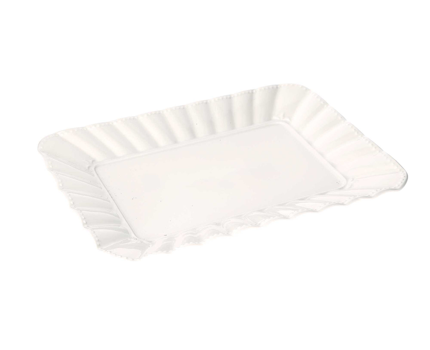Vassoio rettangolare da portata in porcellana bianca lavorata cm. 35 x 26.Utilizzabile in forno tradizionale, microonde e lavastoviglie. Lavabile in lavastoviglie. Utilizzabile in microonde. In negozio e online su tuttochic.it