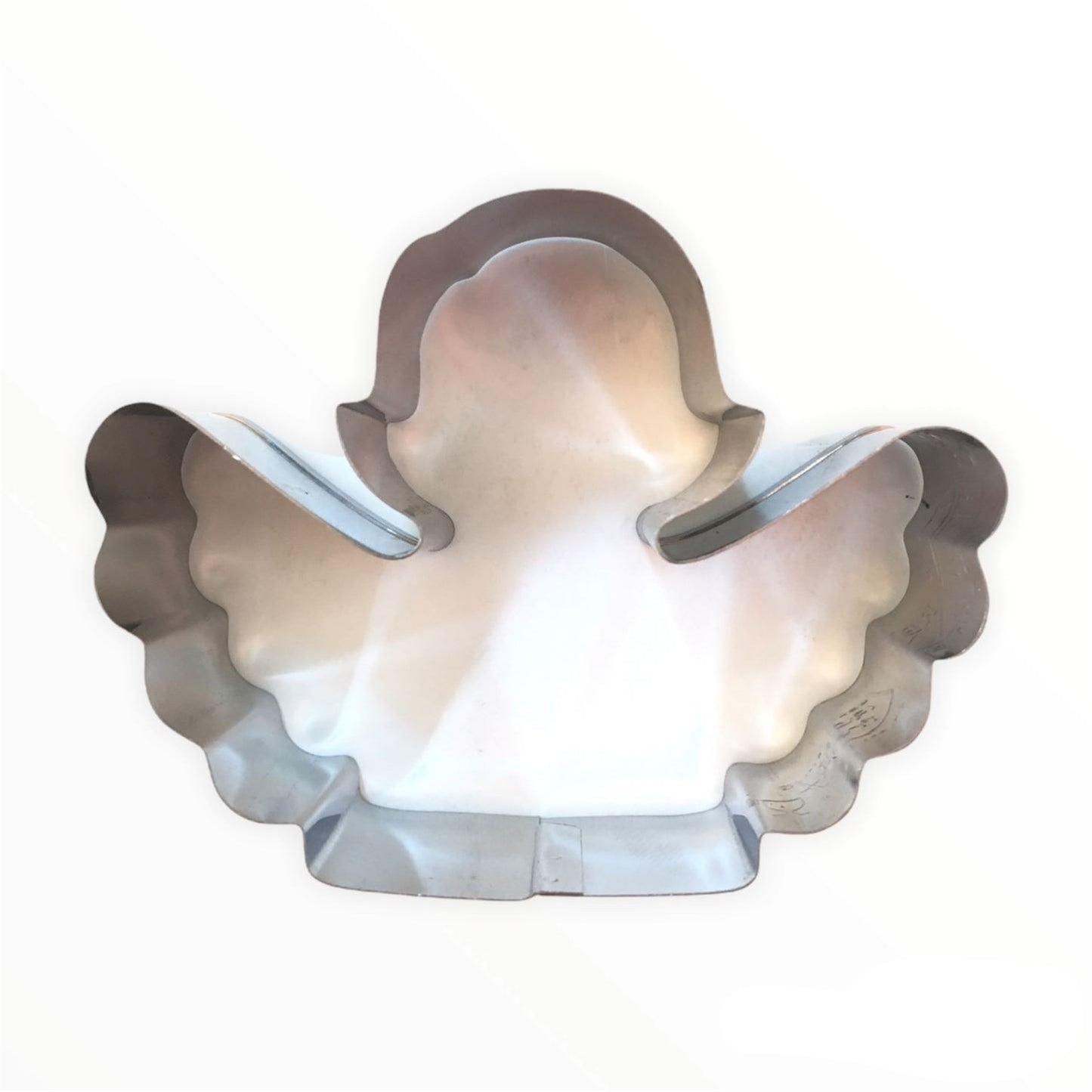 Tagliabiscotti Putto, in acciaio inox cm 8, lavabile in lavastoviglie. I nostri tagliabiscotti non sono ideali solo per cuocere i biscotti. Possono essere utilizzati anche per pane, burro, formaggio, salsiccia, frutta. In questo modo puoi potenziare ogni buffet e ogni pausa pranzo. In negozio e online su tuttochic.it