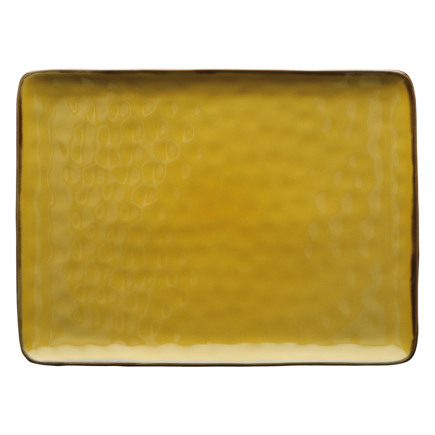 Vassoio rettangolare in porcellana di colore ocra. Colori e forme moderne si mescolano con armonia ed elementi della tradizione. Dimensioni: cm 36 x 26,5. In negozio e online su tuttochic.it