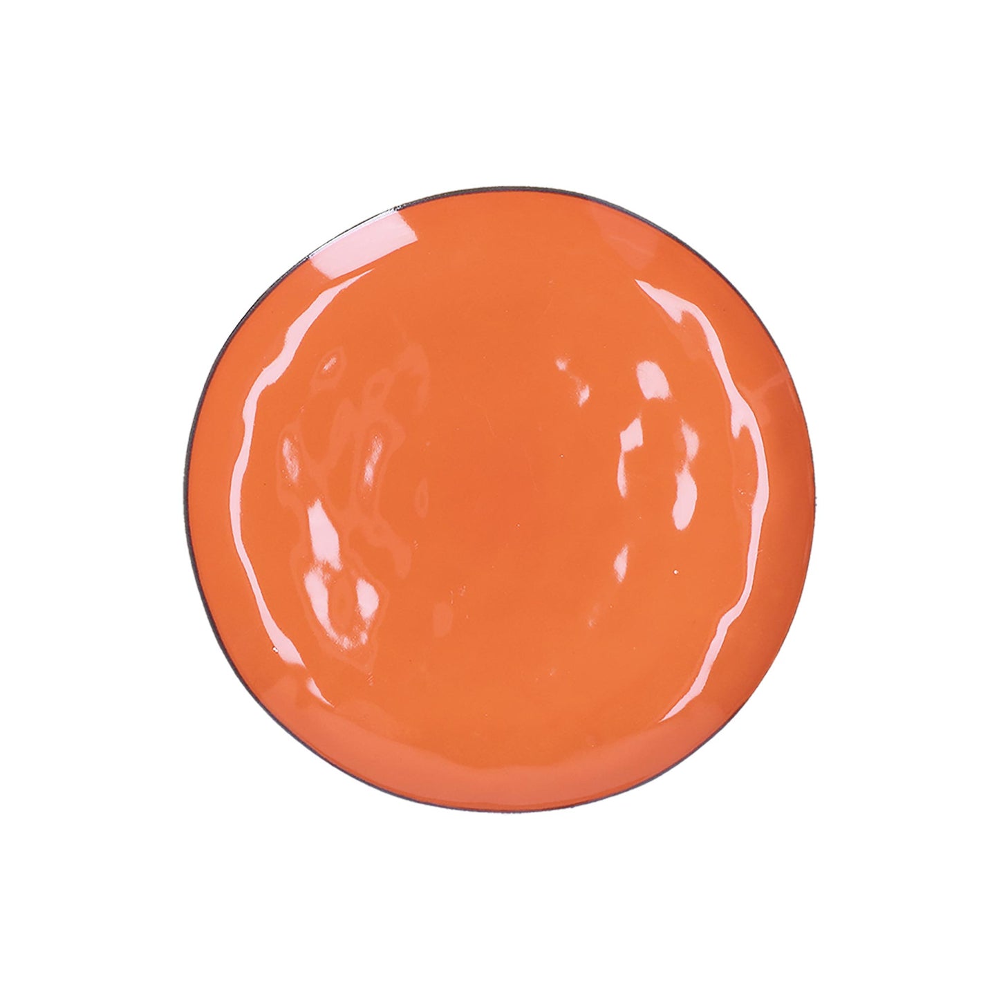 Piatto piano di colore arancione della linea Concerto. L’apparecchiatura è bellissima tono su tono o nei diversi abbinamenti di colore. Materiale: Stoneware Dimensioni: Ø 27 cm Lavabile in lavastoviglie Utilizzabile in microonde Non Utilizzabile in forno tradizionale. In negozio e online su tuttochic.it