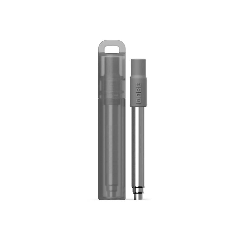 Piccola cannuccia telescopica in acciaio inox portatile e riutilizzabile, ideata per sostituire le cannucce di plastica monouso. Ideale da portare con sè ovunque. La confezione contiene: una cannuccia, una custodia, un anello portachiavi e una spazzola per la pulizia. In negozio e online su tuttochic.it