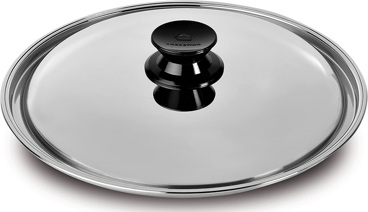 Coperchio bombato in acciaio inox con pomolo in bachelite di Lagostina linea Classica. In negozio e online su tuttochic.it