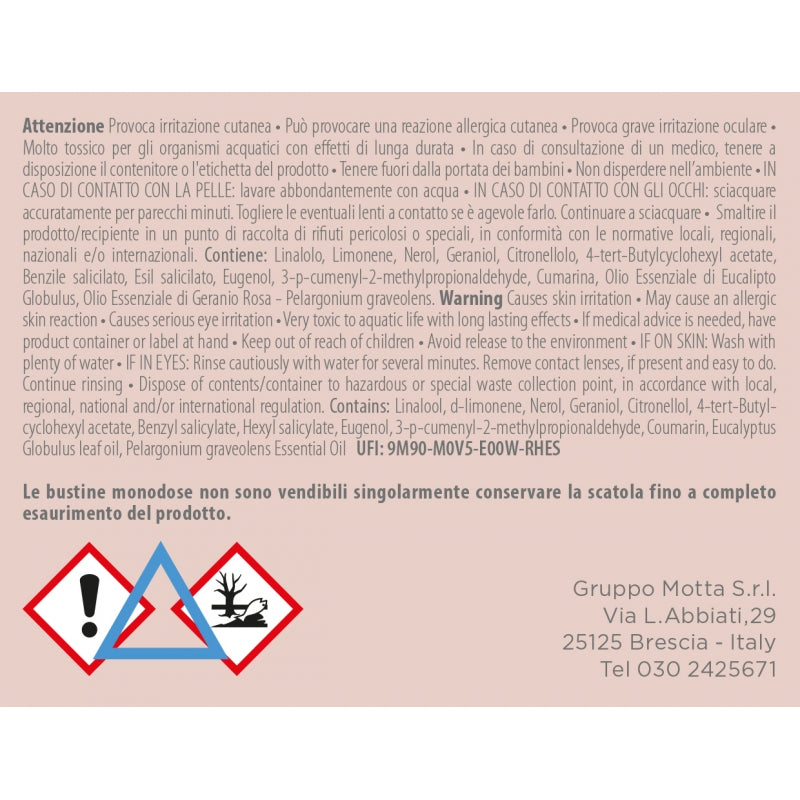 SEMI NATURALI PROFUMATI Usando l’aspirapolvere potrai profumare piacevolmente i tuoi ambienti. SEMI NATURALI • SENZA SILICONI• SENZA PARABENILA CONFEZIONE CONTIENE 5 BUSTINE Fragranza Lino e Cotone Fragranza intensa, semplice e raffinata ispirata al profumo di pulito. In negozio e online su tuttochic.it