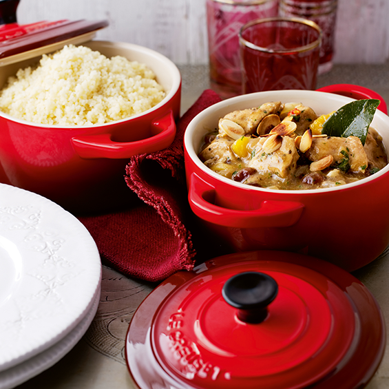 Le mini cocotte in ceramica sono perfette per una presentazione individuale molto originale e elegante di: zuppe, antipasti, contorni, salse, aperitivi e dolci. In negozio e online su tuttochic.it