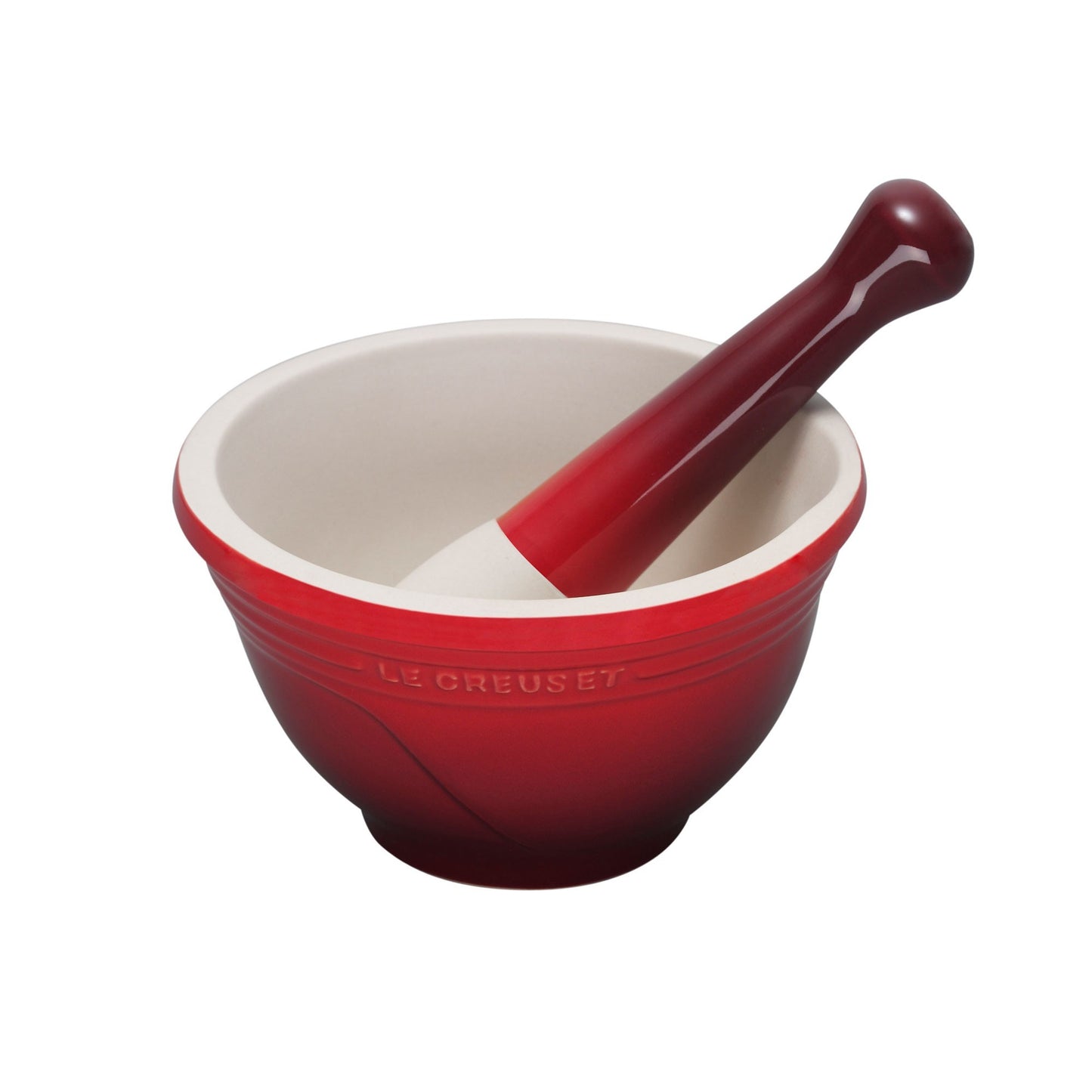 Adatto per tutte le preparazioni, permette di frantumare gli ingredienti senza alcuna difficoltà. La gamma di utensili in ceramica di gres è estremamente funzionale e versatile. Grazie al suo design si adatta a qualsiasi cucina. In negozio e online su tuttochic.it