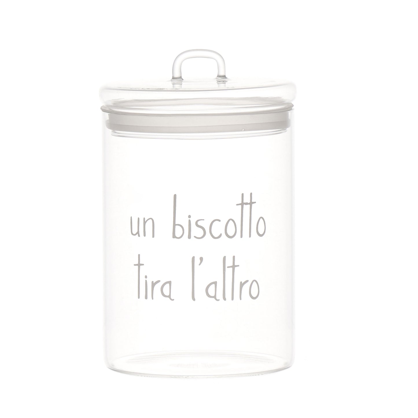 La Biscottiera "un biscotto tira l'altro" di Simple Day è elegante e funzionale, realizzata in pregiato vetro borosilicato trasparente con guarnizione ermetica per mantenere i biscotti freschi e croccanti. Dimensioni diametro 12 cm x altezza 20 cm  In negozio e online su tuttochic.it