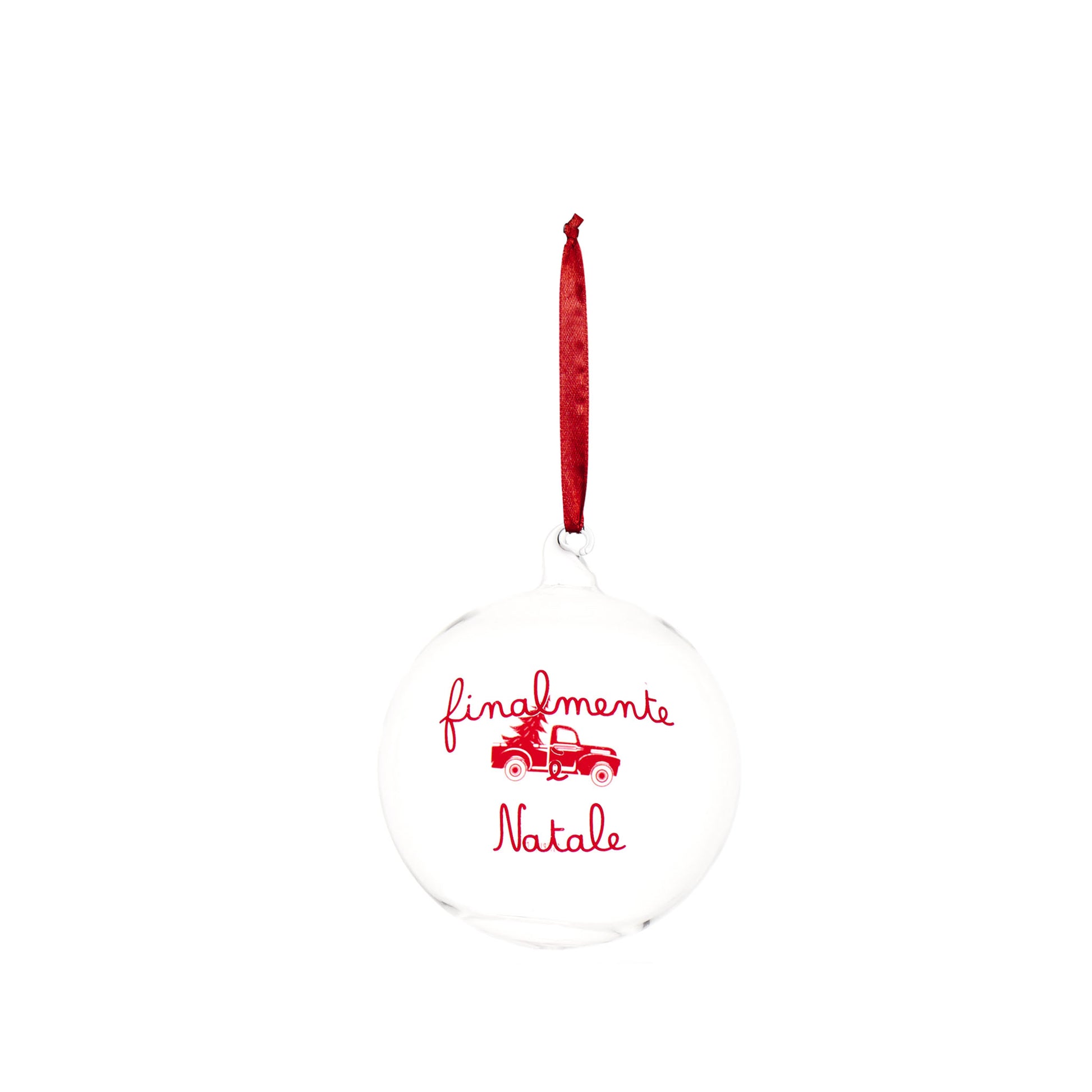 Aggiungi un tocco di eleganza al tuo albero di Natale con la bellissima pallina "Finalmente è Natale" di Simple Day. Realizzata in vetro borosilicato, è brillante, trasparente e resistente, arricchita da una scritta e un cordoncino rosso. Dimensione: 12 cm. In negozio e online su tuttochic.it