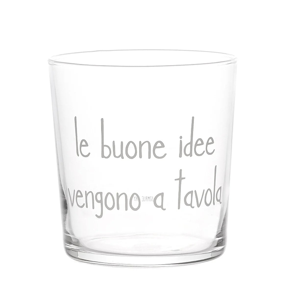 Riempi la tua tavola con stile grazie a questi 6 bicchieri in vetro temperato, ognuno con una scritta serigrafata che inciterà alla creatività durante i pasti. "Le buone idee vengono a tavola" diventerà il motto della tua casa! Set 6 bicchieri 35,5cl Disegnato e prodotto in Italia. In negozio e online su tuttochic.it