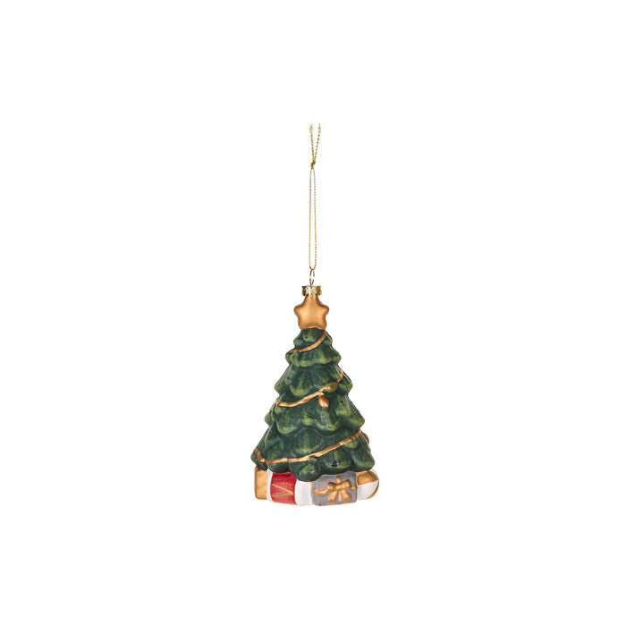 Aggiungi un tocco di magia al tuo albero di Natale con il nostro addobbo a forma di abete natalizio. Realizzato con plastica decorata, questo adorabile addobbo aggiungerà un tocco elegante e festoso alla tua decorazione natalizia.  Dimensioni: 7.6 x 7.2 x 13.2 cm. In negozio e online su tuttochic.it